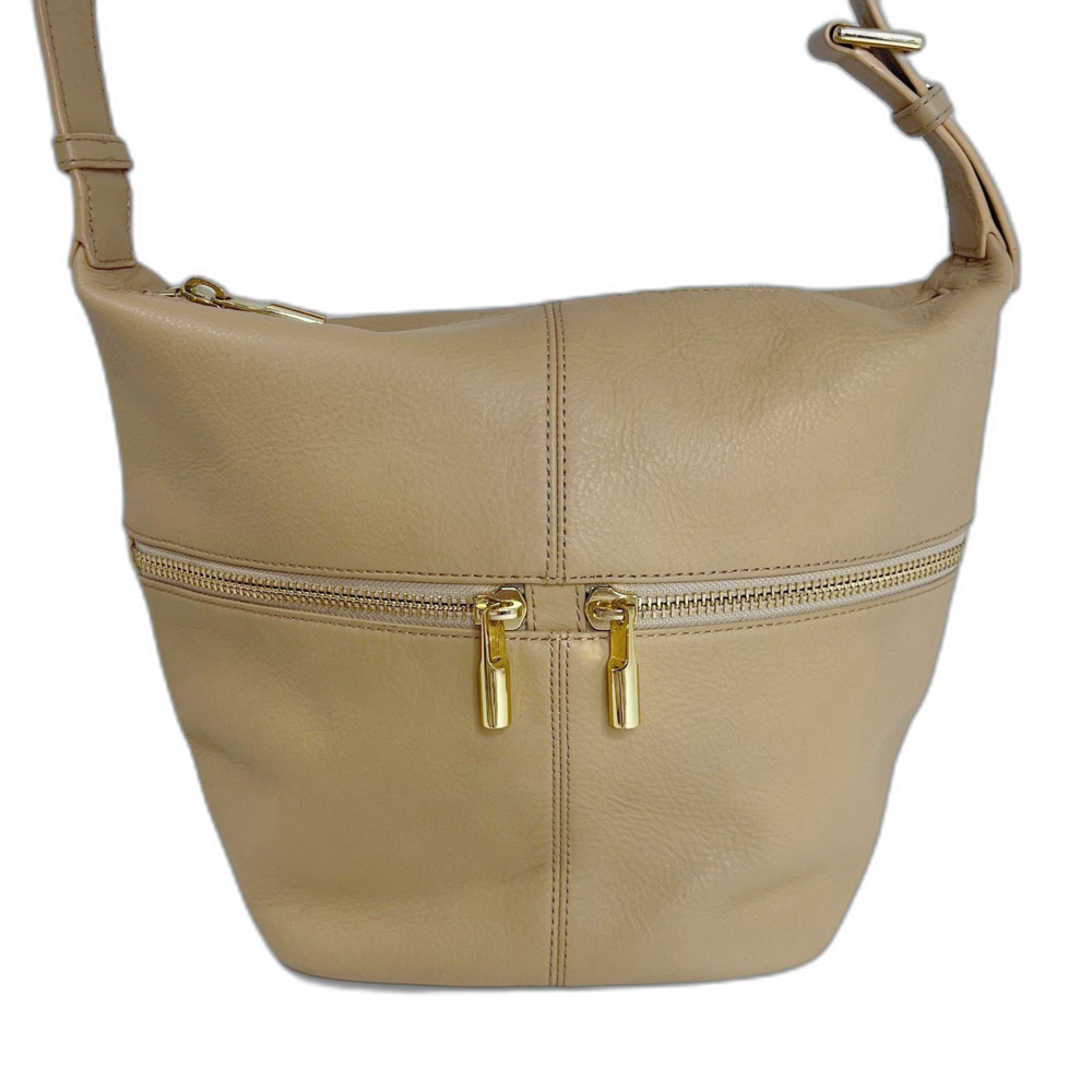 Elizabeth and James Tan Leather Hobo Bag Shoulder Bag Purse Quiet Luxury